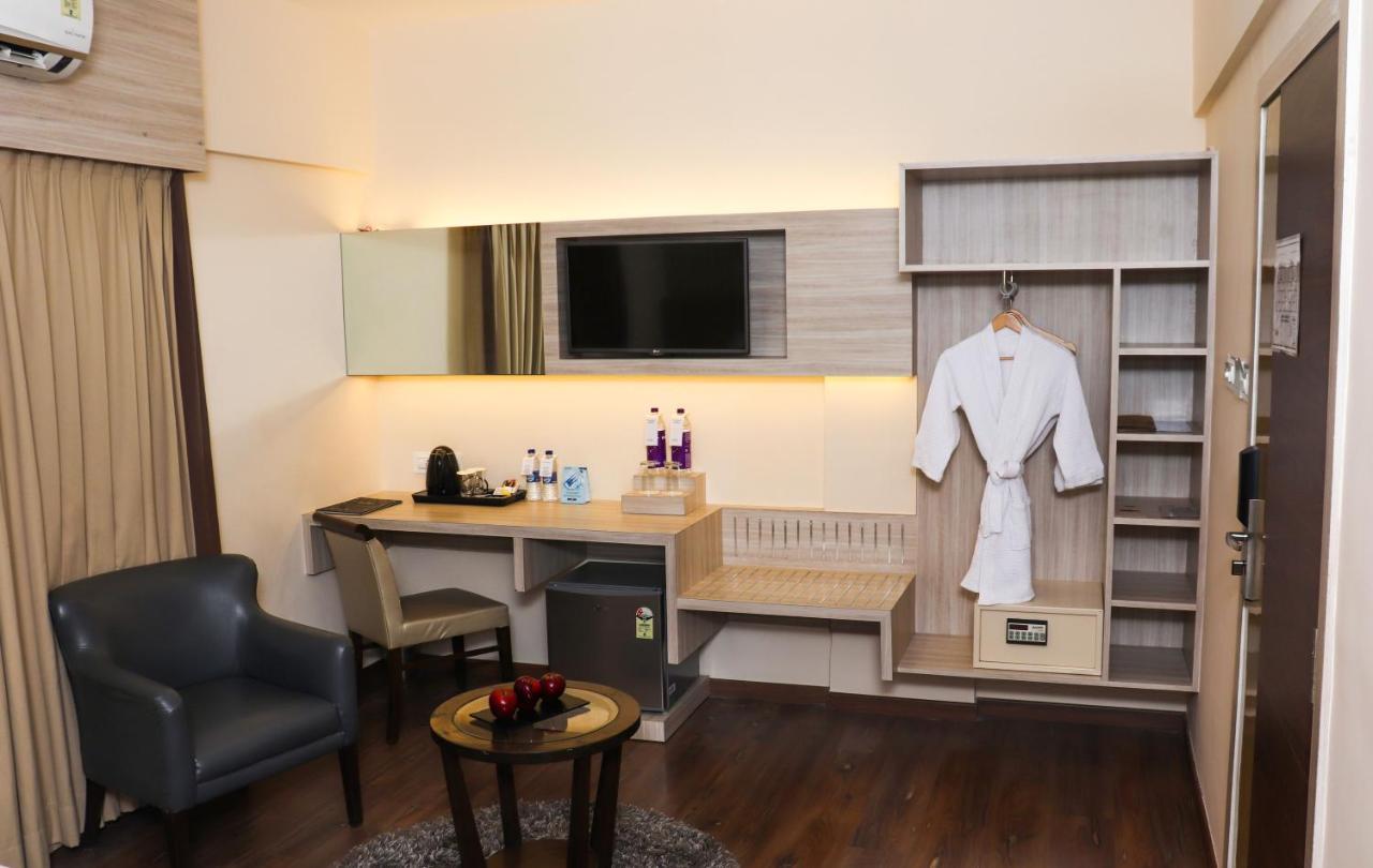 Hotel Bawa Regency Mumbai Exterior photo